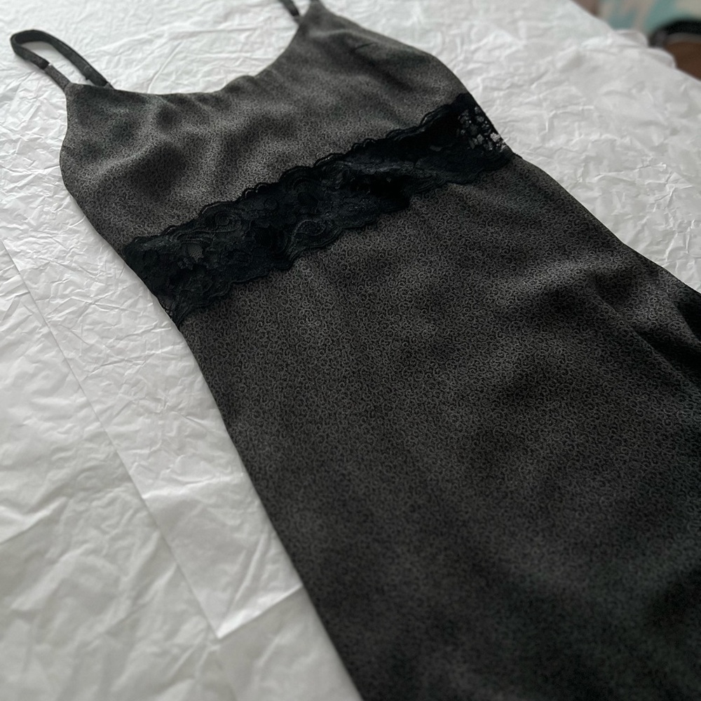 VTG 90s Hype sz 2 black lace insert maxi slip double slits curlicue